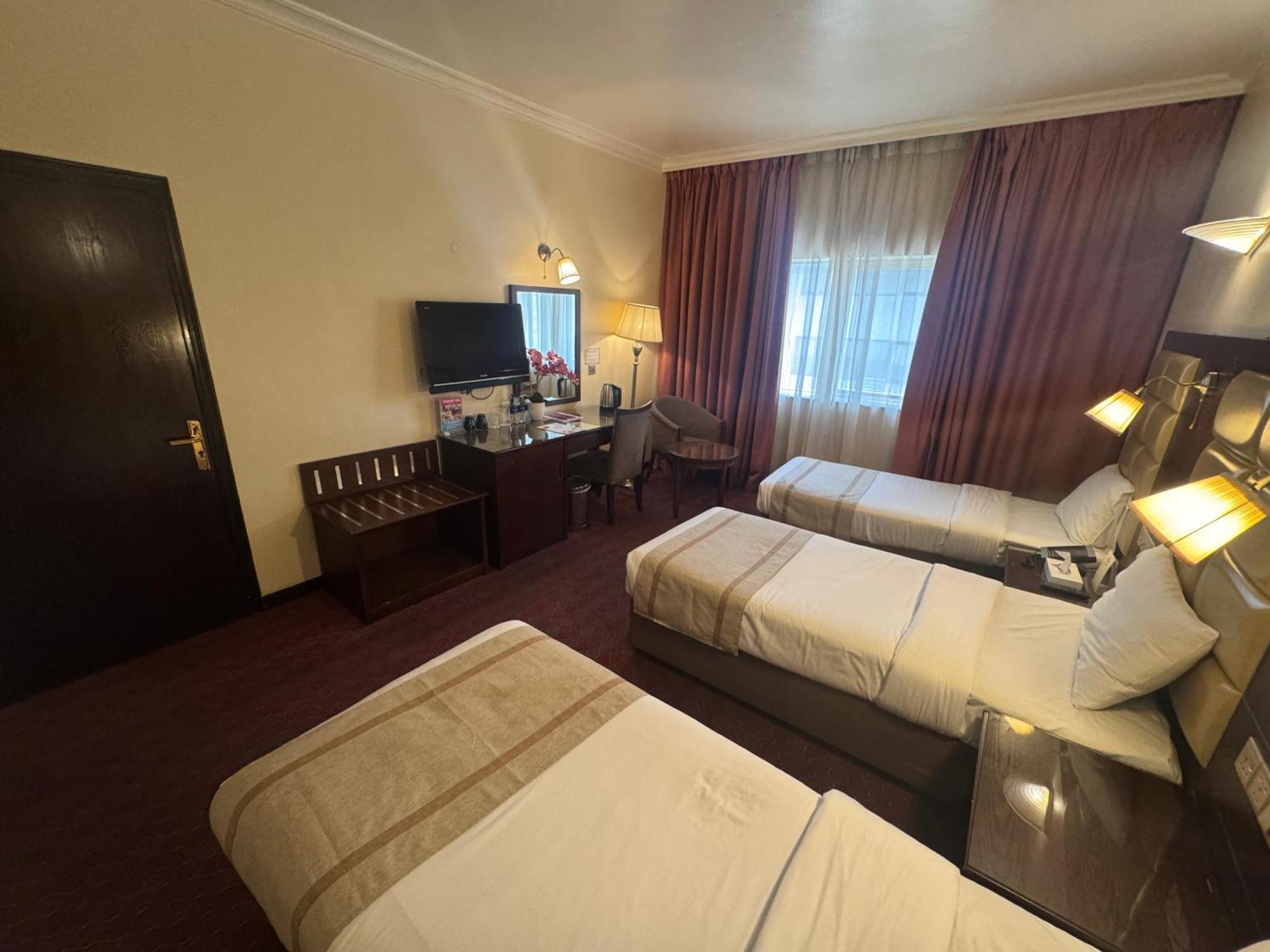Orchid Hotel Deira Дубай Экстерьер фото
